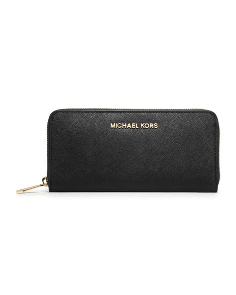 michael kors jet set saffiano wallet black|Michael Kors travel continental wallet.